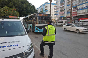 Trafikte otobüslere özel şerit uygulaması başladı