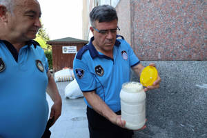 Antalya Otobüs Terminali’nde usulsüz taşınan 700 kilogram peynir imha edildi