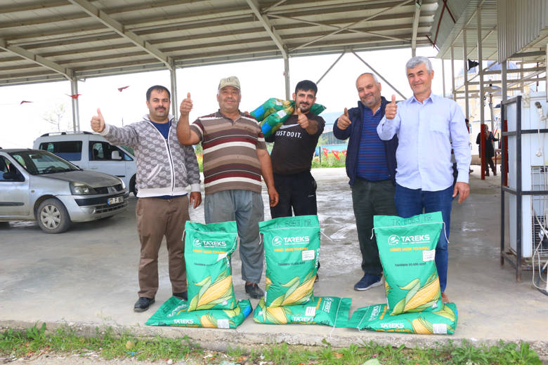 Büyükşehir Belediyesi’nden  silajlık mısır tohumu desteği